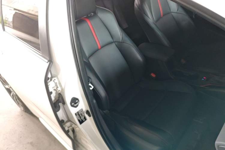 Used Toyota Levin 2021 185T CVT Sport Edition Right Front Seat