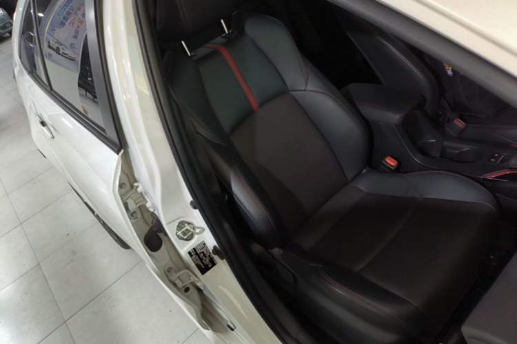 Used Toyota Levin 2021 185T CVT Sport Edition Right Front Seat