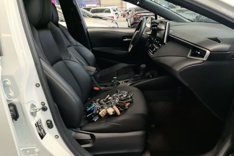 Used Toyota Levin 2021 185T CVT Luxury Edition Right Front Seat