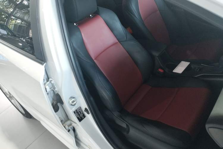 Used Toyota Levin 2021 185T CVT Luxury Edition Right Front Seat