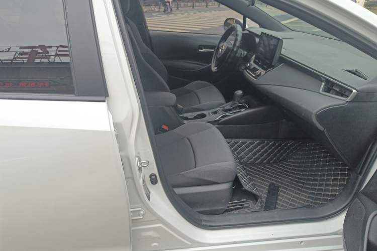 Used Toyota Levin 2021 185T CVT Entry-Level Version Right Front Seat