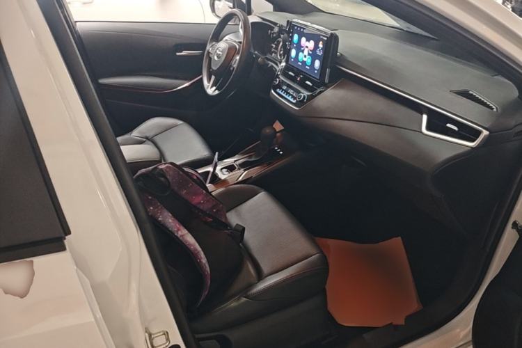 Used Toyota Levin 2021 Dual-Motor 1.8H E-CVT Sport Edition Right Front Seat