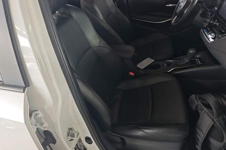 Used Toyota Levin 2021 Dual-Motor 1.8H E-CVT Leading Edition Right Front Seat