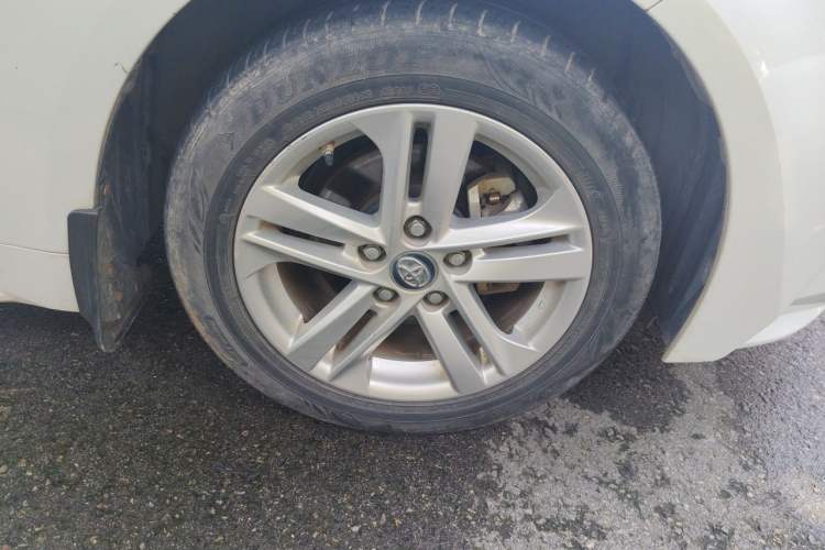 Used Toyota Levin 2021 Dual-Engine 1.8H E-CVT Luxury Edition Right Front Wheel Hub