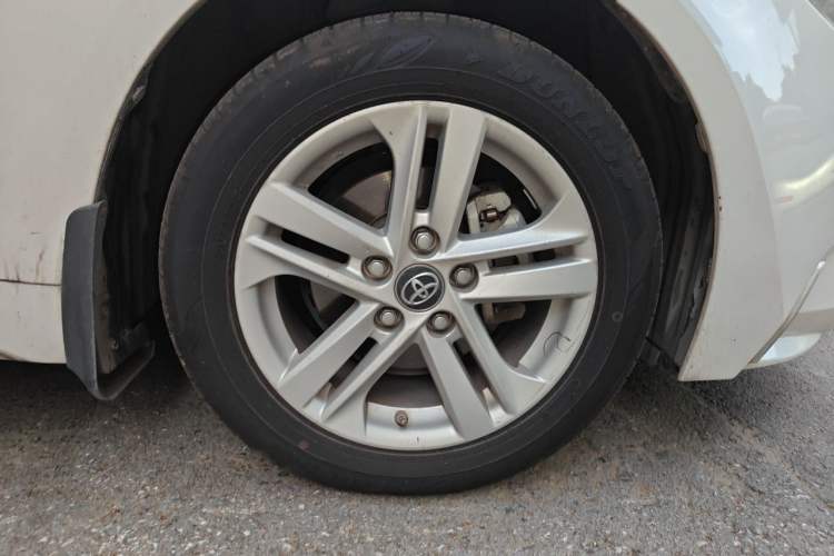 Used Toyota Levin 2021 Dual-Engine 1.8H E-CVT Luxury Edition Right Front Wheel Hub