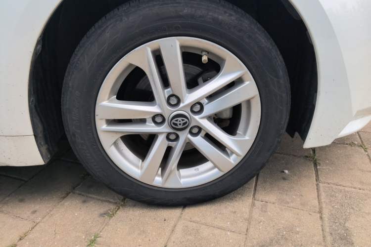Used Toyota Levin 2021 Dual-Engine 1.8H E-CVT Luxury Edition Right Front Wheel Hub