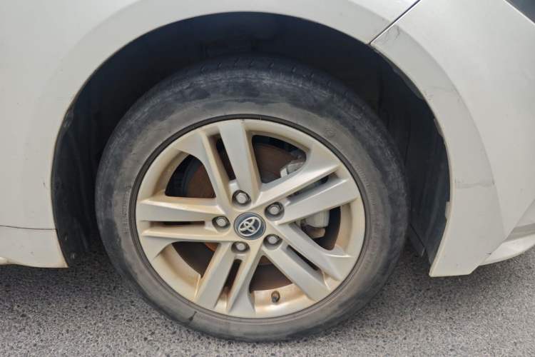 Used Toyota Levin 2021 185T CVT Luxury Edition Right Front Wheel Hub