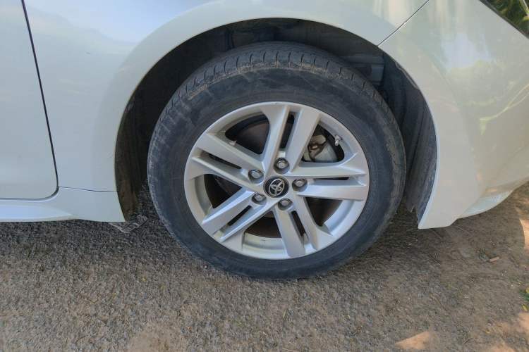Used Toyota Levin 2021 Dual-Engine 1.8H E-CVT Luxury Edition Right Front Wheel Hub