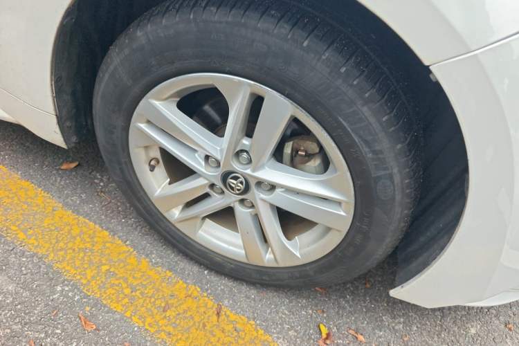 Used Toyota Levin 2021 Dual-Engine 1.8H E-CVT Luxury Edition Right Front Wheel Hub