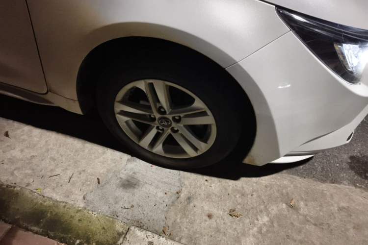 Used Toyota Levin 2021 185T CVT Luxury Edition Right Front Wheel Hub