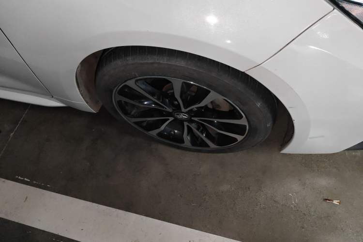 Used Toyota Levin 2021 185T CVT Sport Edition Right Front Wheel Hub