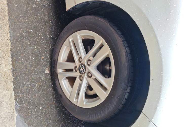 Used Toyota Levin 2021 Dual-Engine 1.8H E-CVT Luxury Edition Right Front Wheel Hub