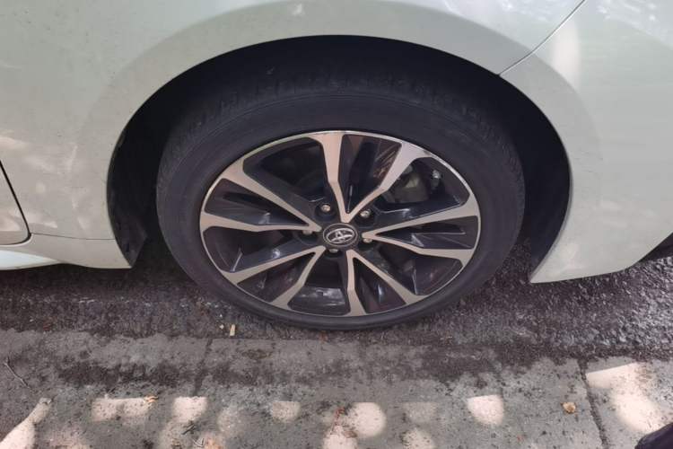 Used Toyota Levin 2021 Dual-Engine 1.8H E-CVT Luxury Edition Right Front Wheel Hub