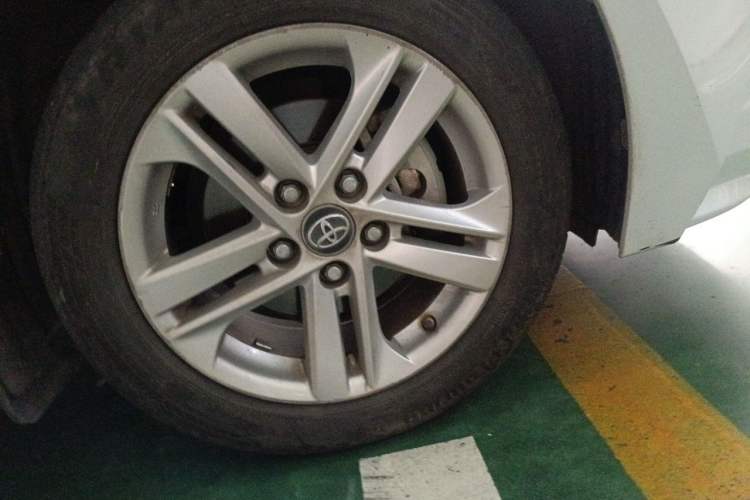 Used Toyota Levin 2021 Dual-Motor 1.8H E-CVT Leading Edition Right Front Wheel Hub