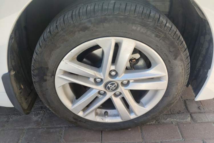 Used Toyota Levin 2021 185T CVT Luxury Edition Right Front Wheel Hub