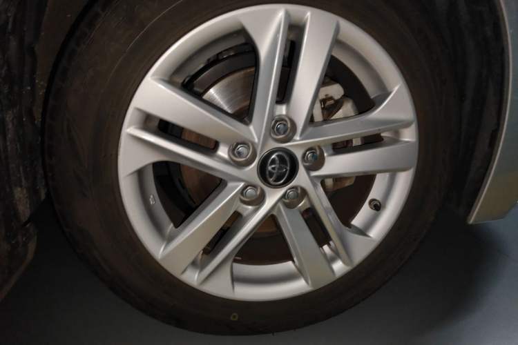 Used Toyota Levin 2021 TNGA 1.5L CVT Leading Edition Right Front Wheel Hub