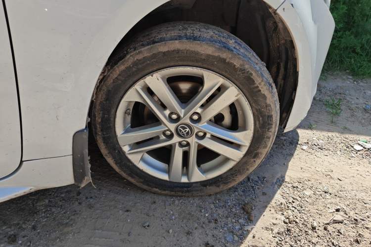 Used Toyota Levin 2021 Dual-Motor 1.8H E-CVT Leading Edition Right Front Wheel Hub