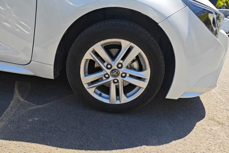 Used Toyota Levin 2021 Dual-Engine 1.8H E-CVT Luxury Edition Right Front Wheel Hub
