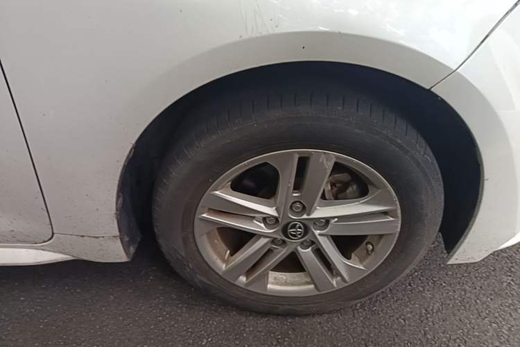 Used Toyota Levin 2021 185T CVT Luxury Edition Right Front Wheel Hub