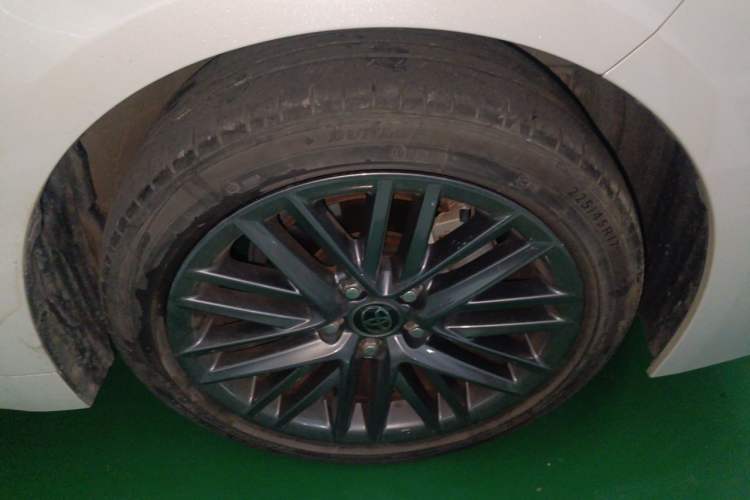 Used Toyota Levin 2021 2.0L Prestige Edition Right Front Wheel Hub