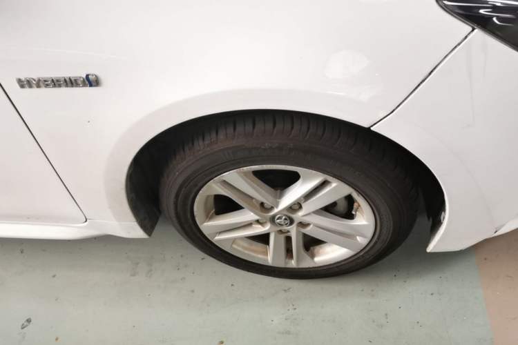 Used Toyota Levin 2021 Dual-Motor 1.8H E-CVT Progressive Edition Right Front Wheel Hub