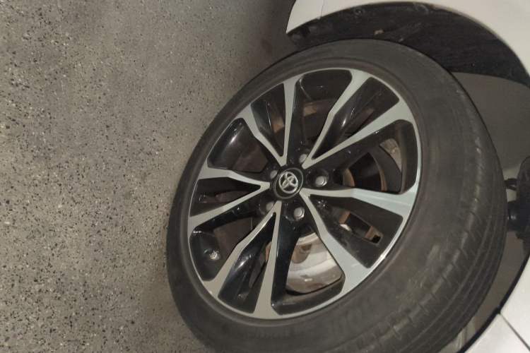 Used Toyota Levin 2021 Dual-Motor 1.8H E-CVT Sport Edition Right Front Wheel Hub