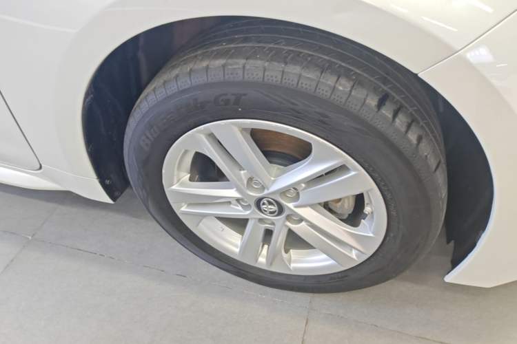 Used Toyota Levin 2021 185T CVT Luxury Edition Right Front Wheel Hub
