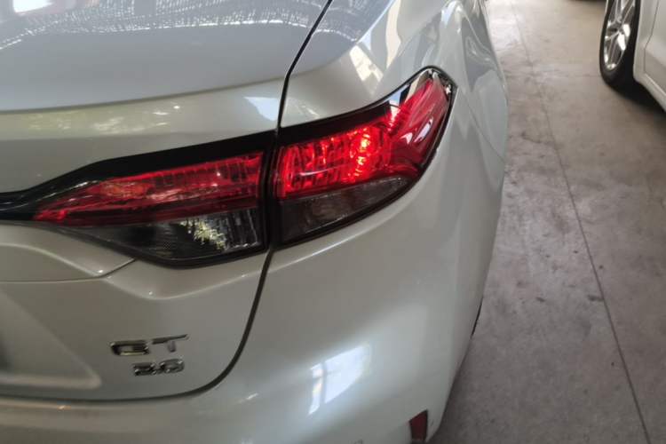 Used Toyota Levin 2021 2.0L Luxury Edition Right Rear Taillight