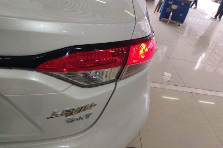 Used Toyota Levin 2021 185T CVT Luxury Edition Right Rear Taillight