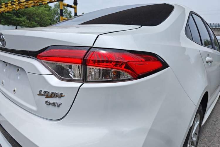 Used Toyota Levin 2021 185T CVT Luxury Edition Right Rear Taillight