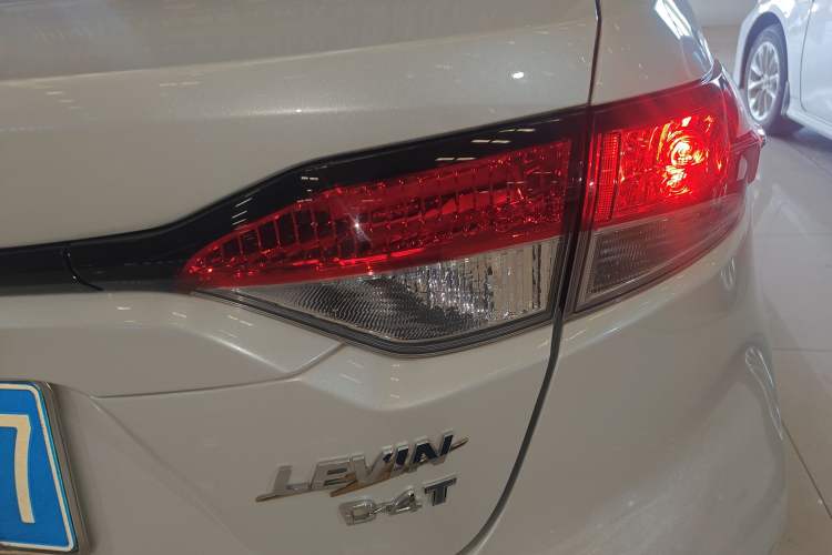 Used Toyota Levin 2021 185T CVT Luxury Edition Right Rear Taillight