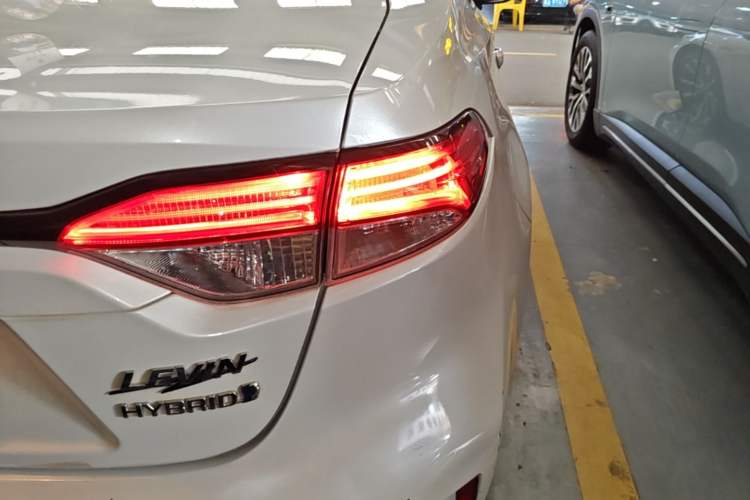 Used Toyota Levin 2021 Dual-Motor 1.8H E-CVT Sport Edition Right Rear Taillight