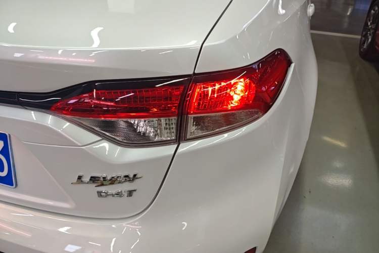 Used Toyota Levin 2021 185T CVT Luxury Edition Right Rear Taillight