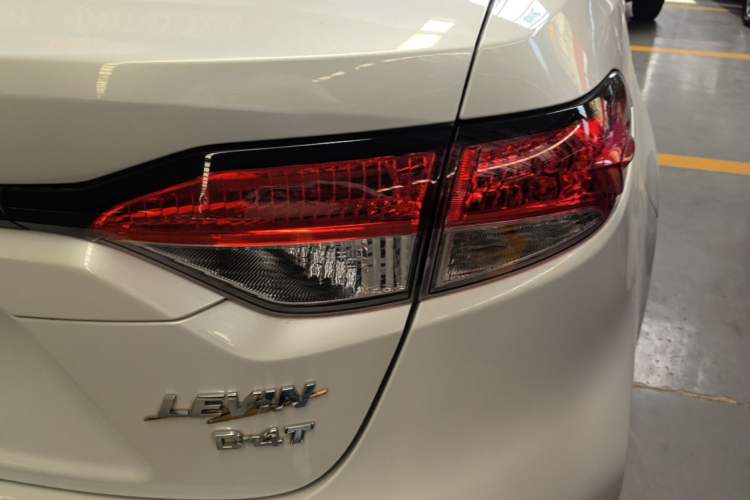 Used Toyota Levin 2021 185T CVT Luxury Edition Right Rear Taillight