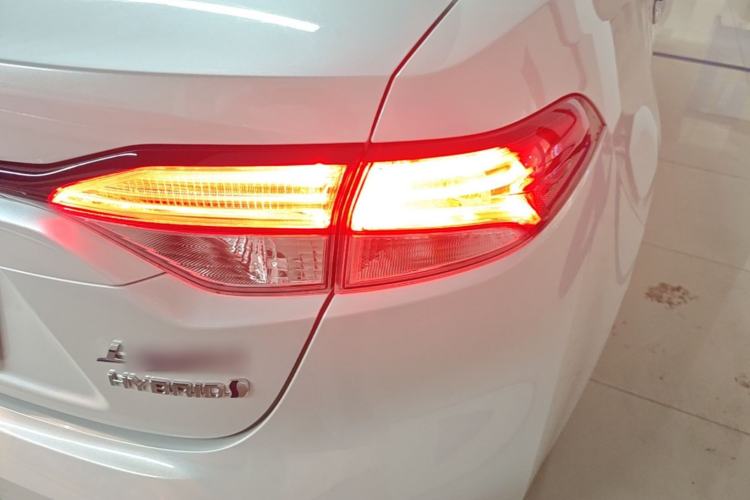 Used Toyota Levin 2021 Dual-Motor 1.8H E-CVT Sport Edition Right Rear Taillight