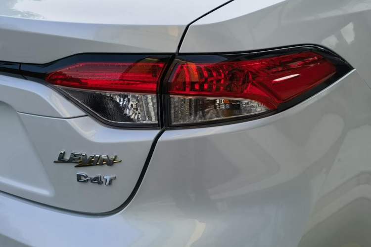Used Toyota Levin 2021 185T CVT Luxury Edition Right Rear Taillight
