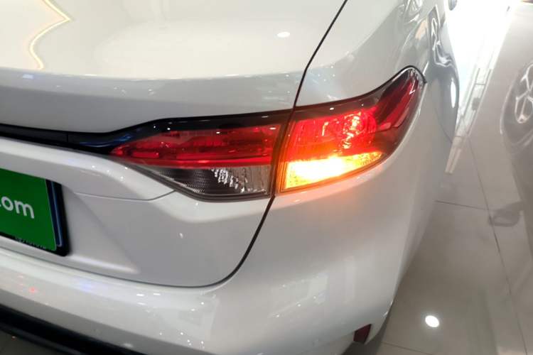 Used Toyota Levin 2021 185T CVT Sport Edition Right Rear Taillight