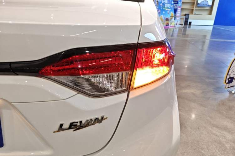 Used Toyota Levin 2021 TNGA 1.5L CVT Entry-Level Model Right Rear Taillight