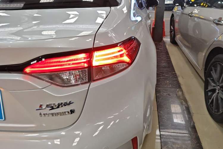 Used Toyota Levin 2021 Dual-Engine 1.8H E-CVT Luxury Edition Right Rear Taillight