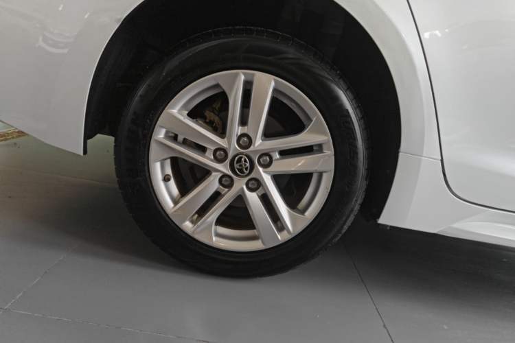 Used Toyota Levin 2021 185T CVT Luxury Edition Right Rear Wheel Hub