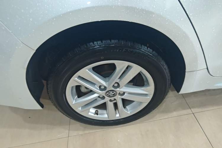 Used Toyota Levin 2021 Dual-Engine 1.8H E-CVT Luxury Edition Right Rear Wheel Hub