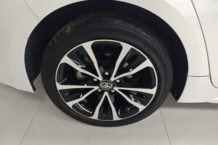 Used Toyota Levin 2021 185T CVT Sport Edition Right Rear Wheel Hub