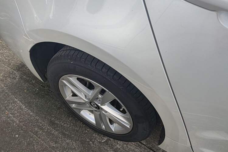 Used Toyota Levin 2021 185T CVT Luxury Edition Right Rear Wheel Hub
