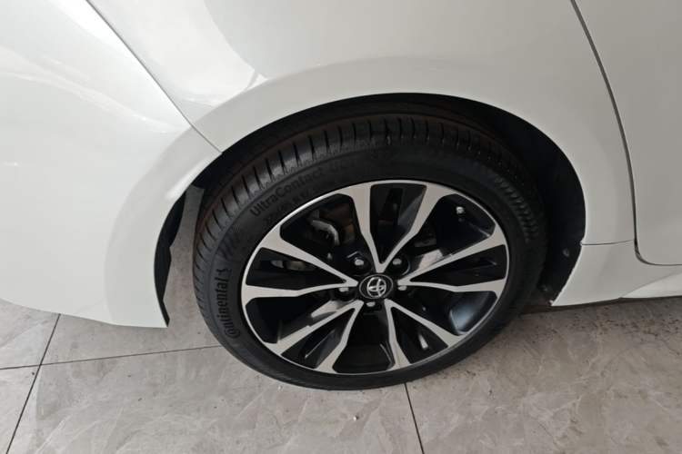 Used Toyota Levin 2021 185T CVT Sport Edition Right Rear Wheel Hub