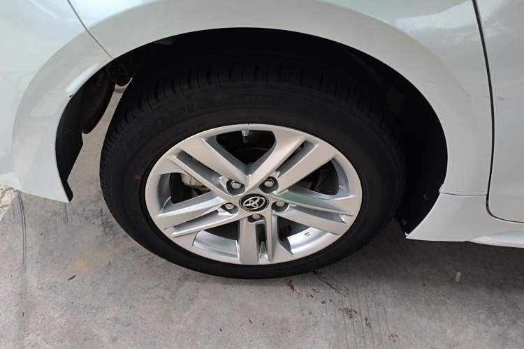 Used Toyota Levin 2021 185T CVT Luxury Edition Right Rear Wheel Hub