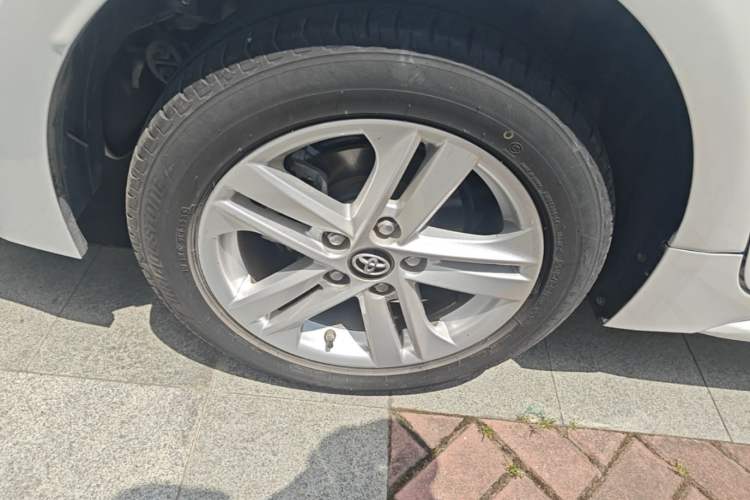 Used Toyota Levin 2021 185T CVT Luxury Edition Right Rear Wheel Hub