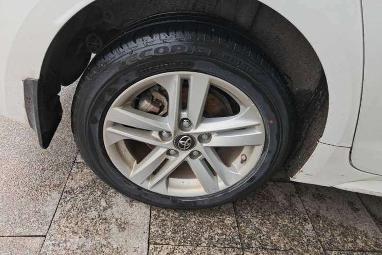 Used Toyota Levin 2021 Dual-Engine 1.8H E-CVT Luxury Edition Right Rear Wheel Hub