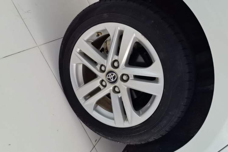 Used Toyota Levin 2021 TNGA 1.5L CVT Leading Edition Right Rear Wheel Hub
