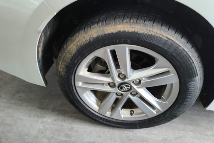 Used Toyota Levin 2021 185T CVT Luxury Edition Right Rear Wheel Hub