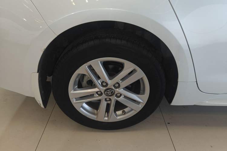 Used Toyota Levin 2021 185T CVT Luxury Edition Right Rear Wheel Hub